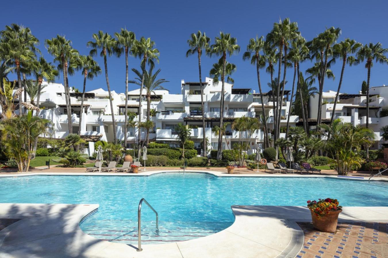 Elegant 3- Bedroom In Puente