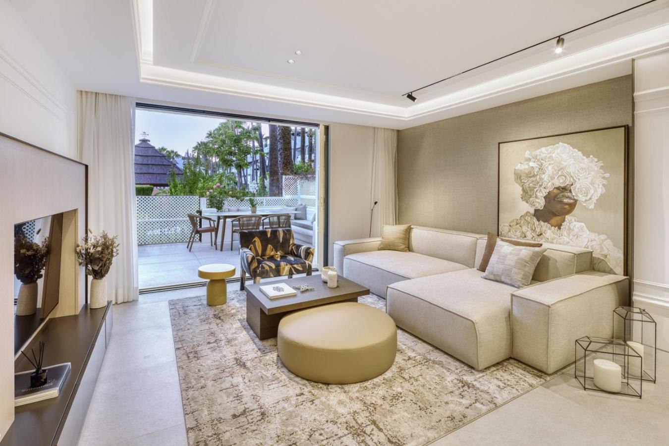 Elegant 3- Bedroom In Puente *