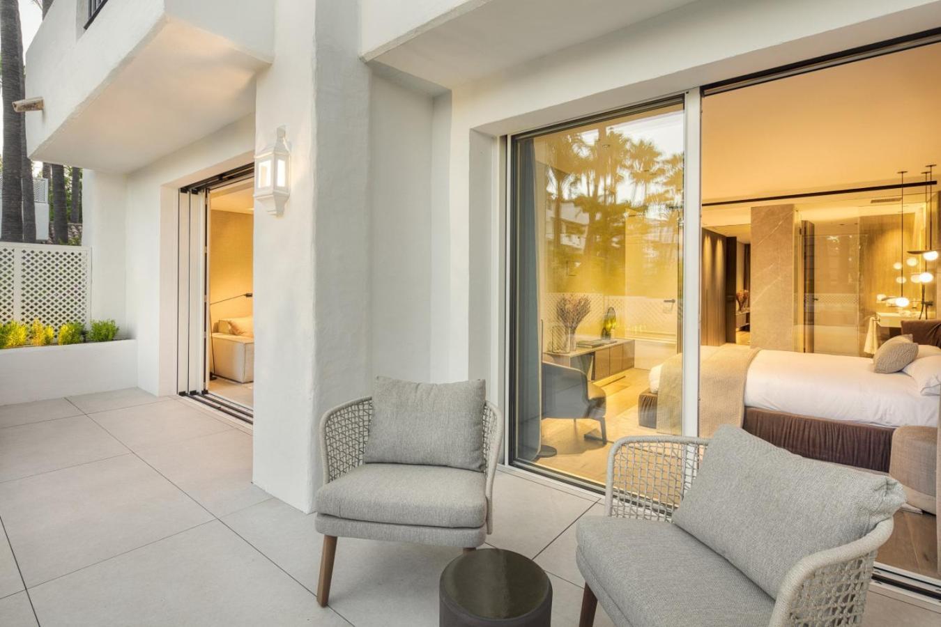 Elegant 3- Bedroom In Puente Appartement *